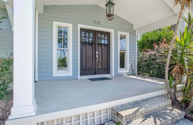 Sprawling Pensacola home close to NAS Pensacola, Downtown & Beaches! Community Pool! Gallery 3