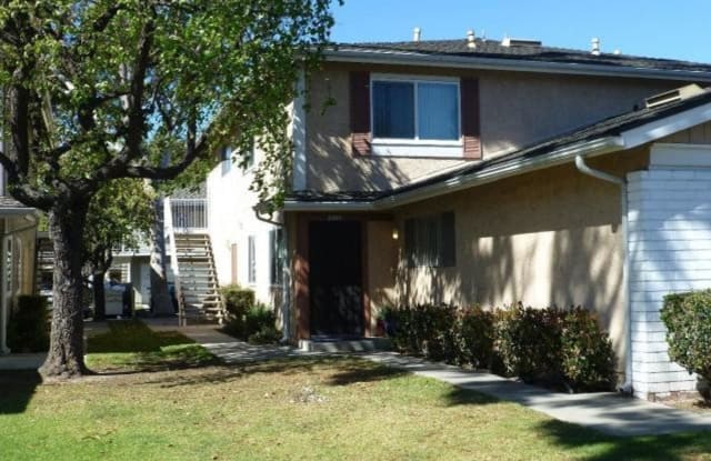 2567 Sextant Ave - 2567 Sextant Avenue, Port Hueneme, CA 93041