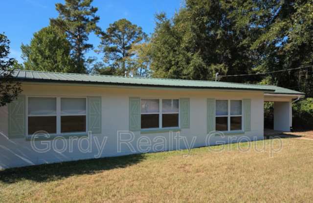 3037 Noland Street Gallery 1