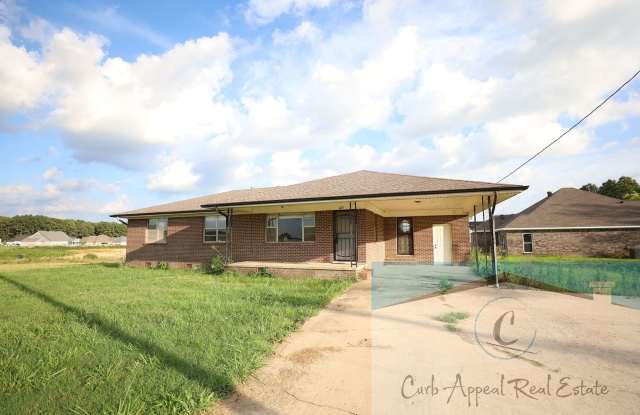 Charming 3-Bedroom Home with Hardwood Floors – Brookland School District! Gallery 1