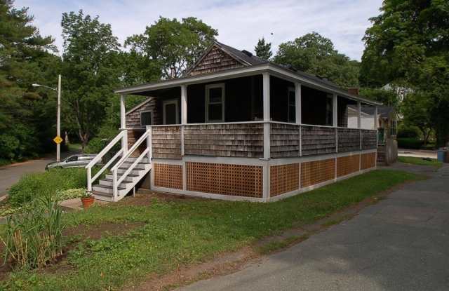 8 Locust - 8 Locust Street, Beverly, MA 01915