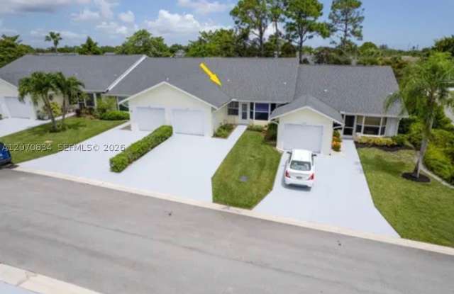 8187 SE Fox Hill Pl Gallery 4