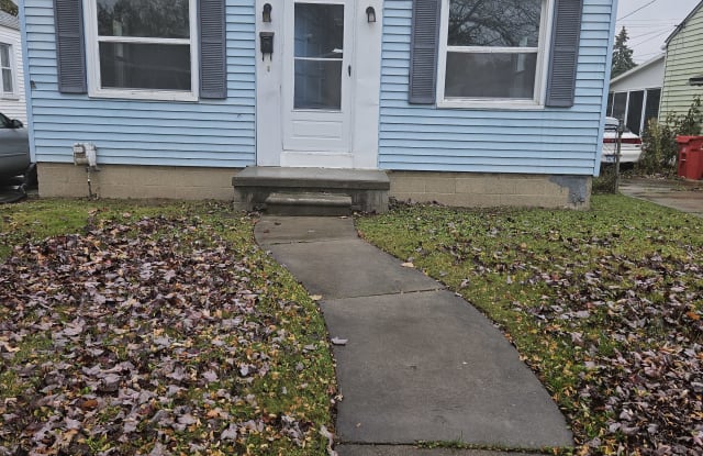 22036 Normandy Ave - 22036 Normandy Avenue, Eastpointe, MI 48021
