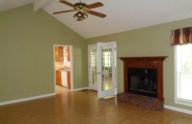 315 Riverbend Dr Gallery 4