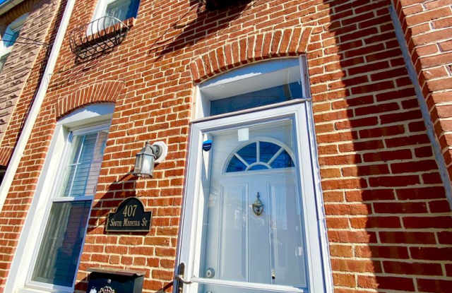 Charming 2 Bedroom/1.5 Bathroom Townhome with Patio in Upper Fells Point, MD! photos photos