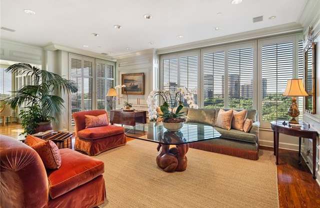 3510 Turtle Creek Boulevard Gallery 4