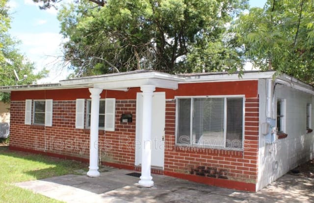 2208 W 12th St - 2208 West 12th Street, Jacksonville, FL 32209