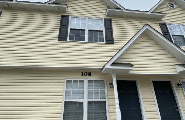 108 Cornerstone Place - 108 Cornerstone Place, Jacksonville, NC 28546 108 Cornerstone Place - 108 Cornerstone Place, Jacksonville, NC 28546