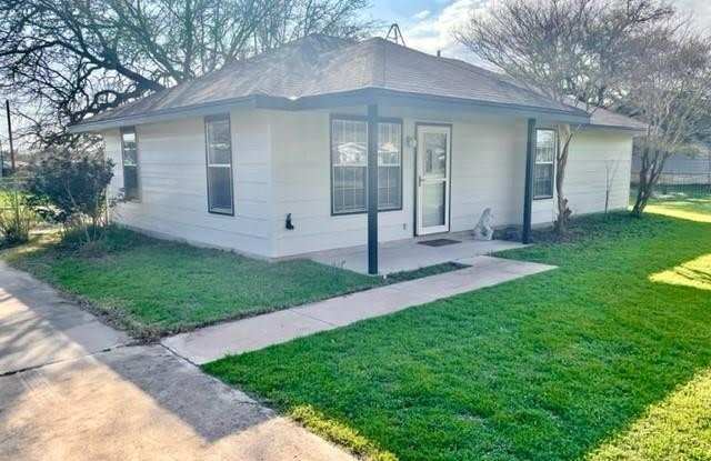 650  W Cedar ST - 650 West Cedar Street, Bertram, TX 78605