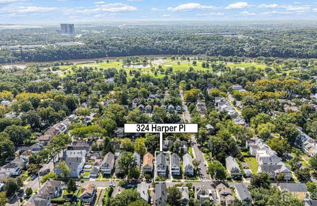 324 Harper Place Gallery 3