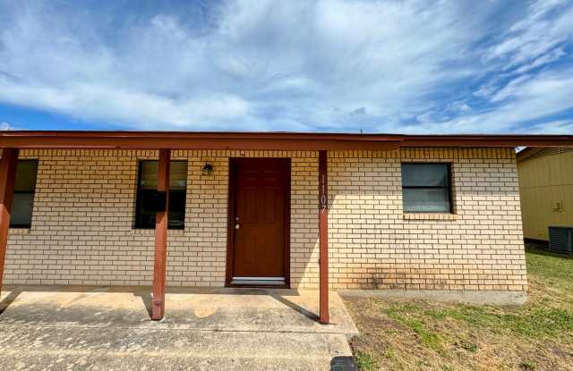 360 Virtual Tour Available photos photos