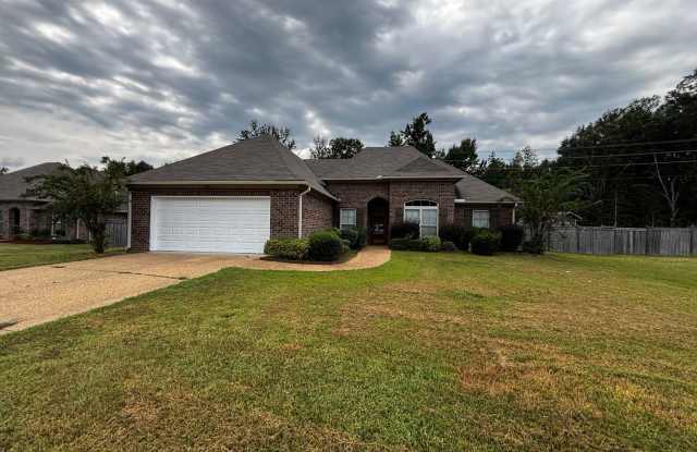 990 Clubhouse Drive Pearl, MS photos photos