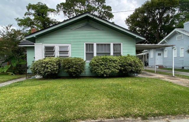 2577 COLLEGE ST - 2577 College Street, Jacksonville, FL 32204