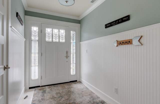 Beautiful Furnished Waterfront Condo with Stunning Harbor Views! Gallery 4