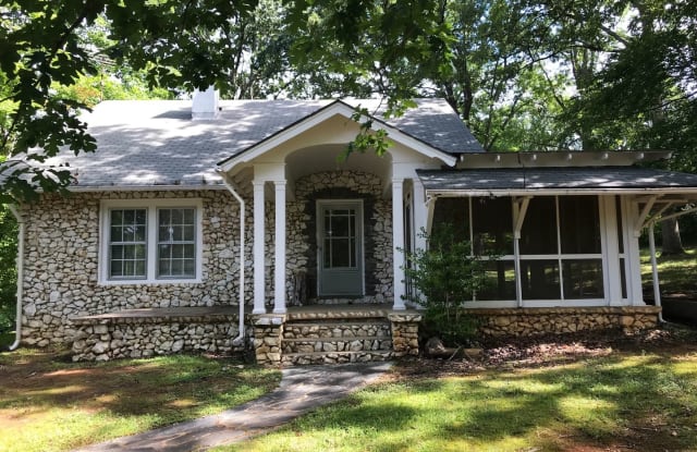415 OAKMONT DR. - 415 Oakmont Drive, Asheboro, NC 27205