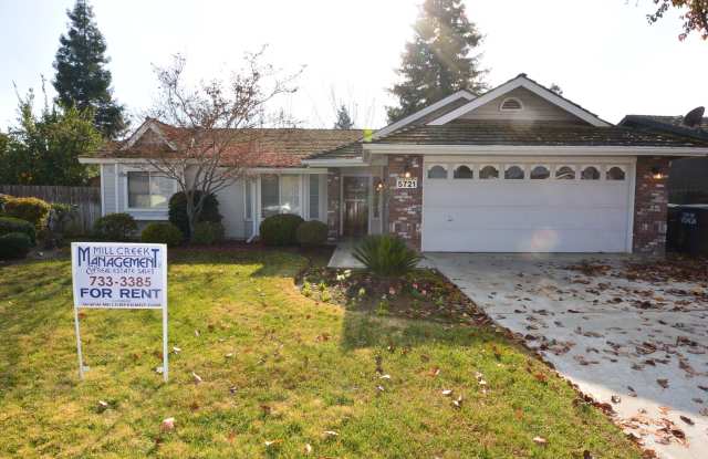 3 bedroom 2 bathroom in the El Diamante school district! photos photos
