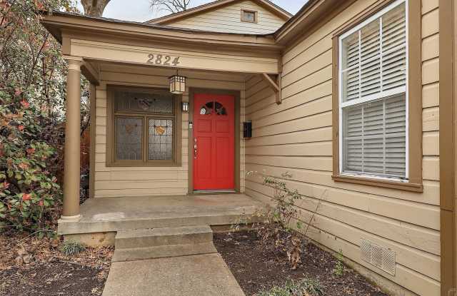 2824 Dyer Street Gallery 1