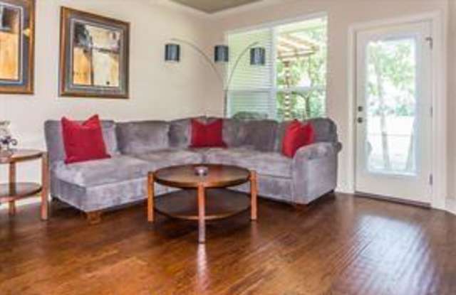2621 Eagle Drive Gallery 4
