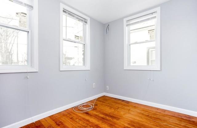 162 Cottage St Gallery 2