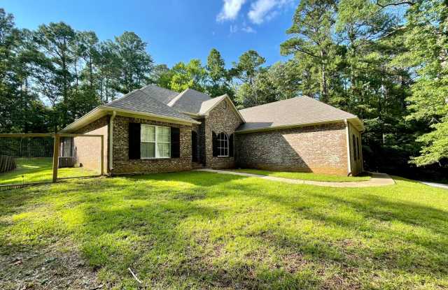 4 bed 2.5 bath home in Ridgeland! photos photos