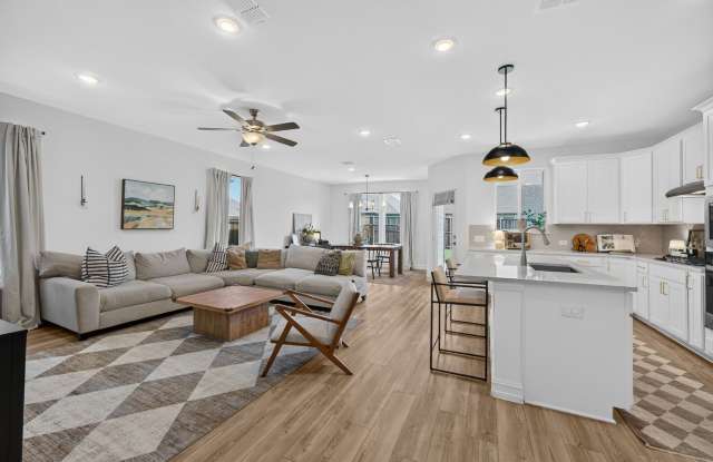 1109 Nathan Lane Gallery 2