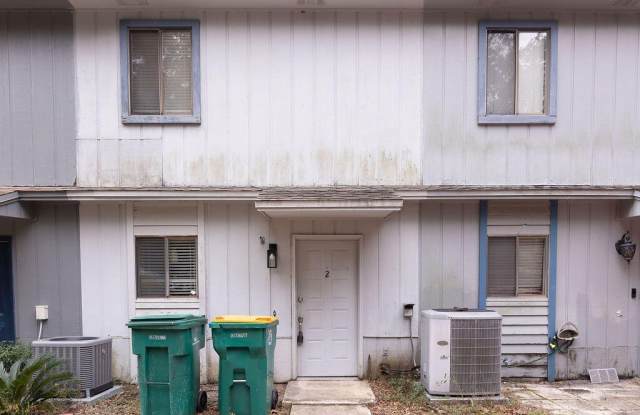 44 Berwick Circle unit: 2 - 44 Berwick Circle, Lake Lorraine, FL 32579