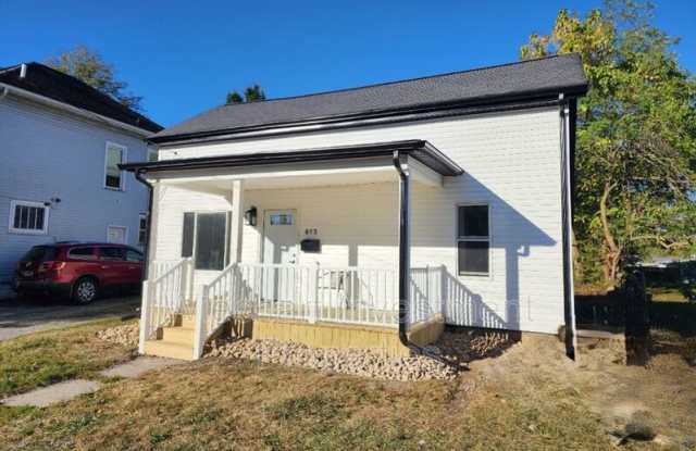 613 N West St - 613 North West Street, Lima, OH 45801