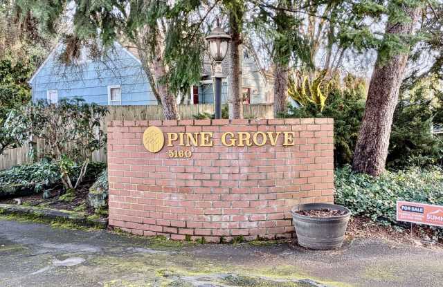 Stunning 2 Bedroom Condo with Fireplace, Modern Upgrades and Air Conditioning! Dogs Welcome photos photos