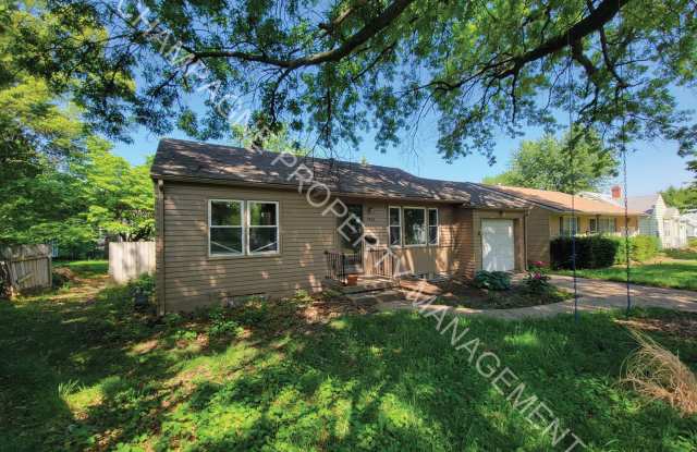 Newly Remodeled 3 Bed 2 Bath Single Family Home photos photos