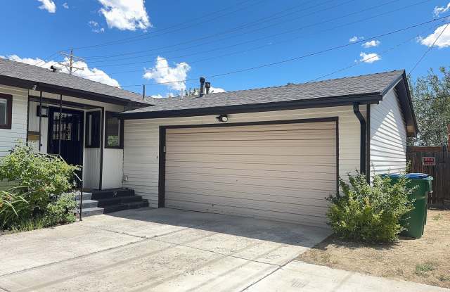 Remodeled 3 bed / 2 bath home near University! photos photos