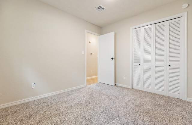 3325 Del Rancho Road Gallery 4