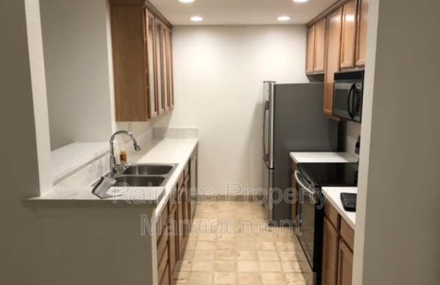 7160 Shoreline Dr - 7160 Shoreline Drive, San Diego, CA 92122