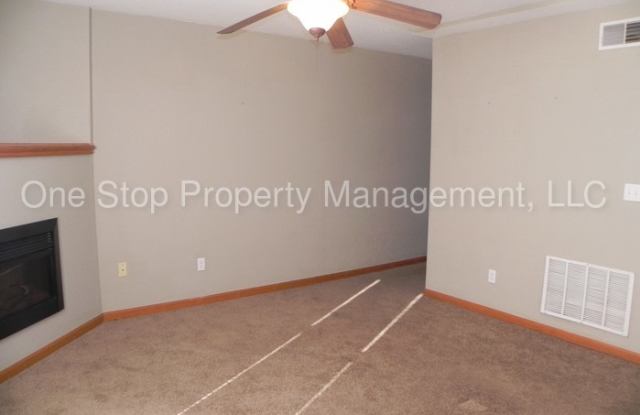 1609 Northwest Jordan Court Gallery 3