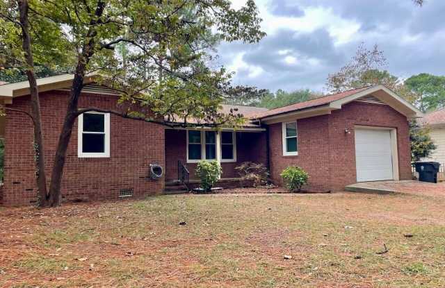 142 Canal Drive - 142 Canal Drive, Boiling Spring Lakes, NC 28461