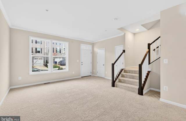 1017 FLESTER Lane Gallery 2