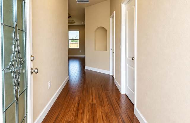 23172 Northwest 8th Place Gallery 3