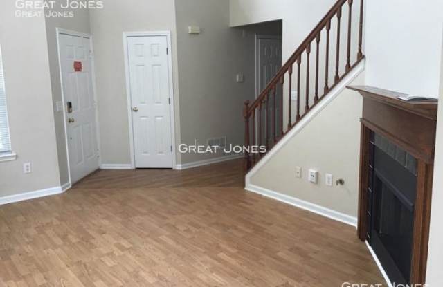 8051 Barksdale Wy Gallery 2