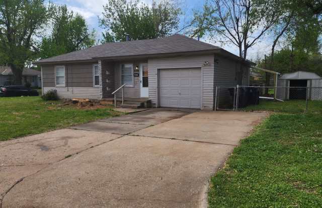 Totally Remodeled 2 Bed 1 Bath SW OKC! $825 Per Month photos photos