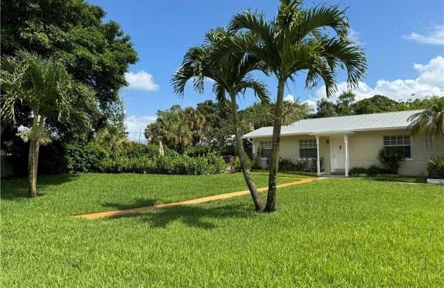 2015 15th Lane - 2015 15th Lane, Vero Beach, FL 32960