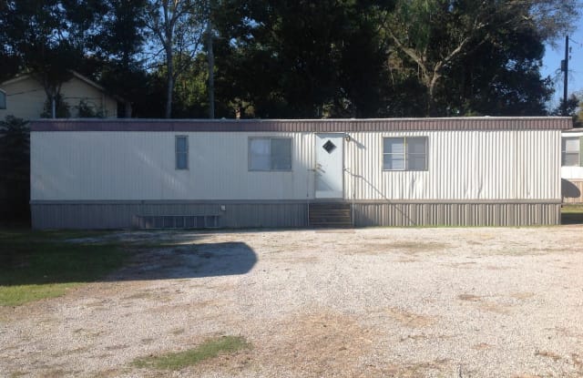 207 Mills Street - 207 Mills St, Scott, LA 70583