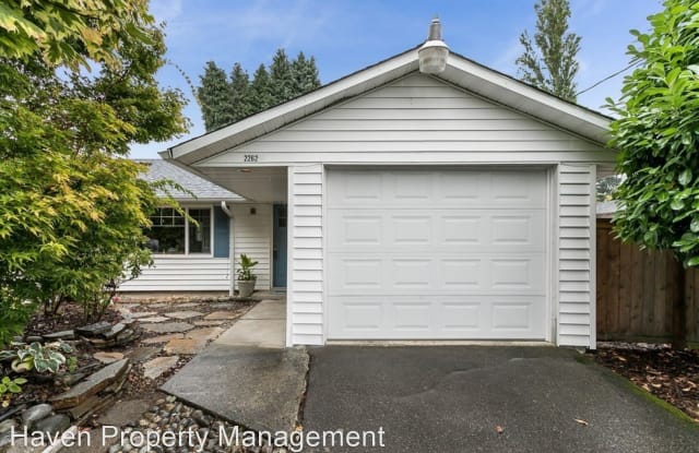 2262 Shelton Ave NE - 2262 Shelton Avenue Northeast, Renton, WA 98056