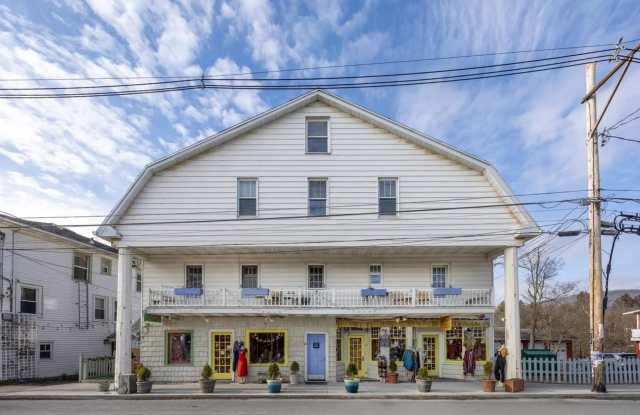 5 Rock City Rd photos photos