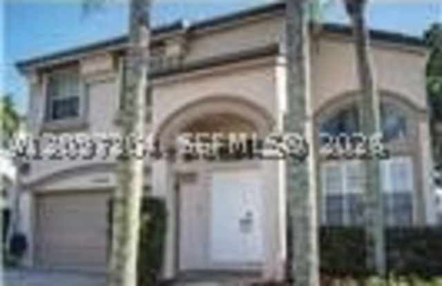 15856 NW 12th Ct Gallery 1