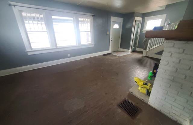 Spacious 2 bedroom home photos photos