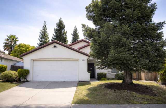 2166 Hannah Way photos photos