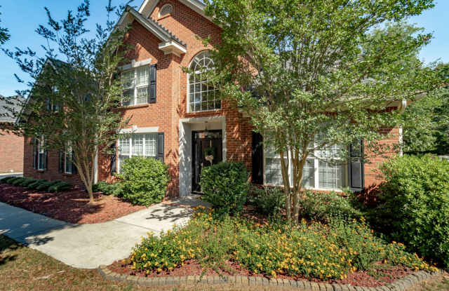 Private, 5 bedroom, 3.5 bath, Evans home-overlooking the woods! photos photos