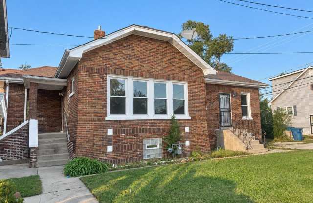 657 Freeland Avenue Gallery 1