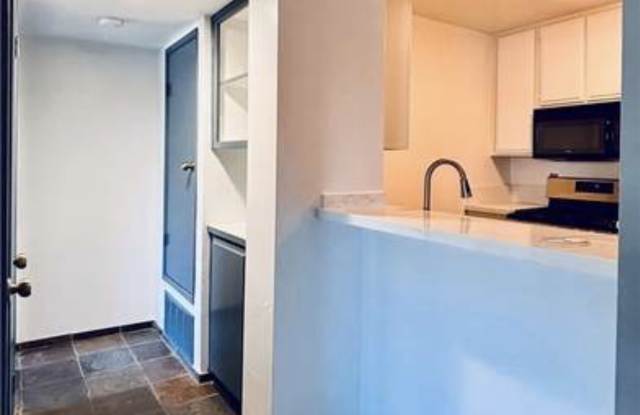 7316 Quill Dr Apt 3 Gallery 4