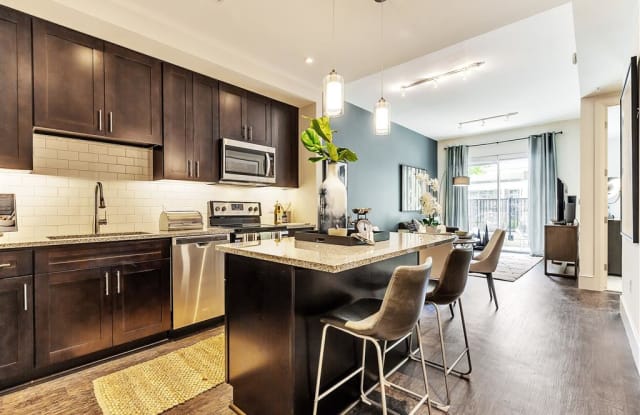 Preston Hollow Village Gallery 4