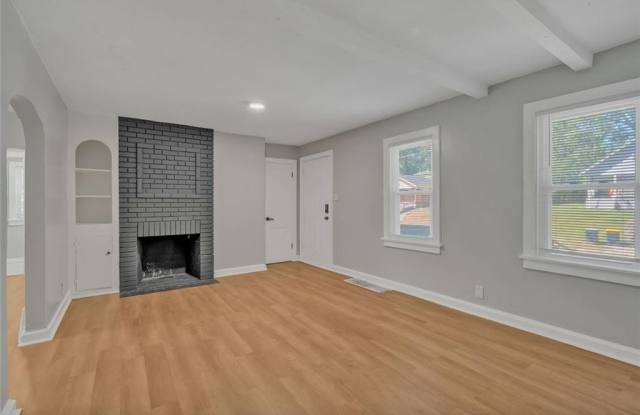7209 Walrond Avenue Gallery 2